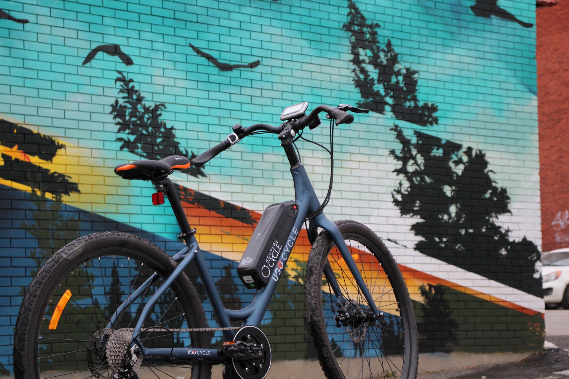 Personne travaillant dans un événement de vélo