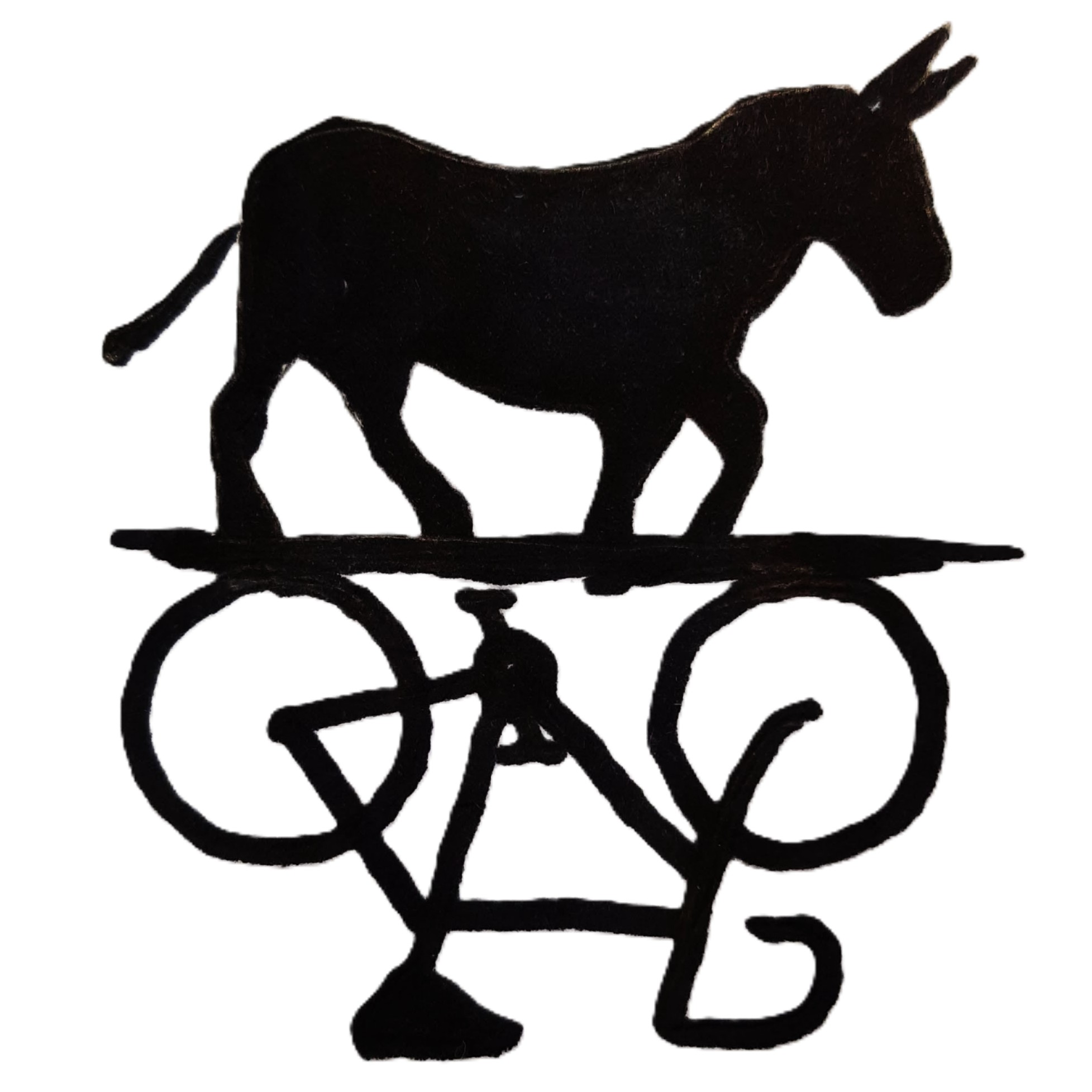 Un brouillon de logo pour La Bourrique, griffonné sur un bout de papier