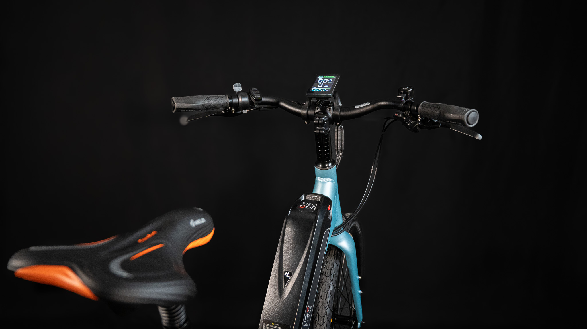 Display and thumb throttle on the Low-Step Elance XS/S